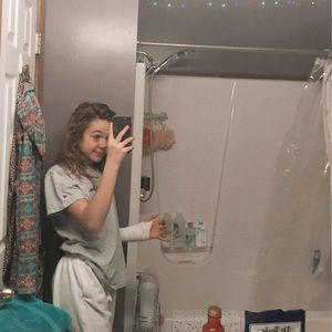 Meet your Posher, Julie